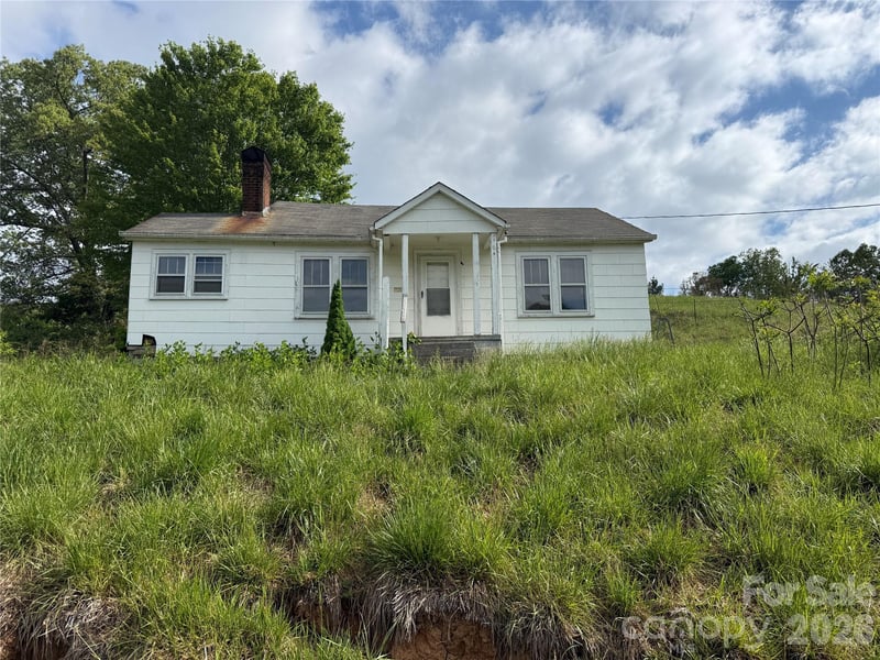 176 Laurel Branch Cemetery Rd, Weaverville, NC 28753