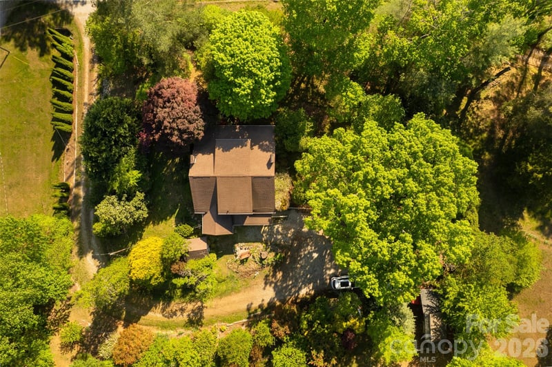 484 Yancey Rd, Marion, NC 28752