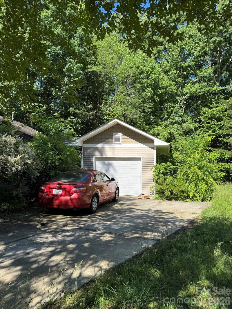 454 Mables Ct, Statesville, NC 28677