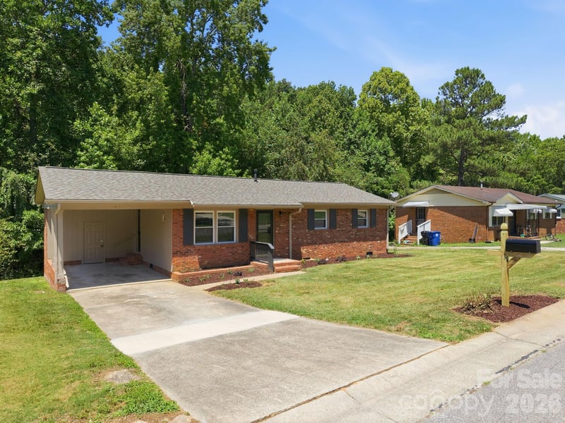413 Mclelland Ave, Mooresville, NC 28115