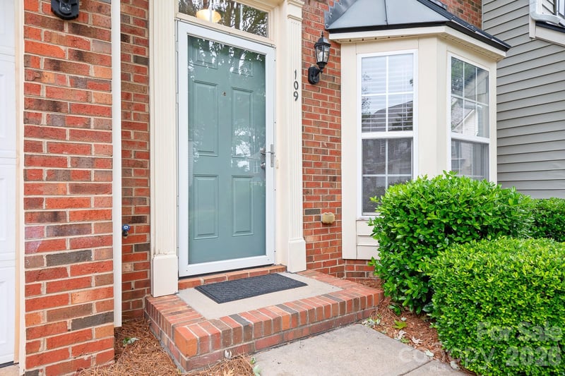109 Kase Ct, Mooresville, NC 28117