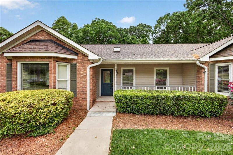 148 Miss Ellie Ln, Gastonia, NC 28056