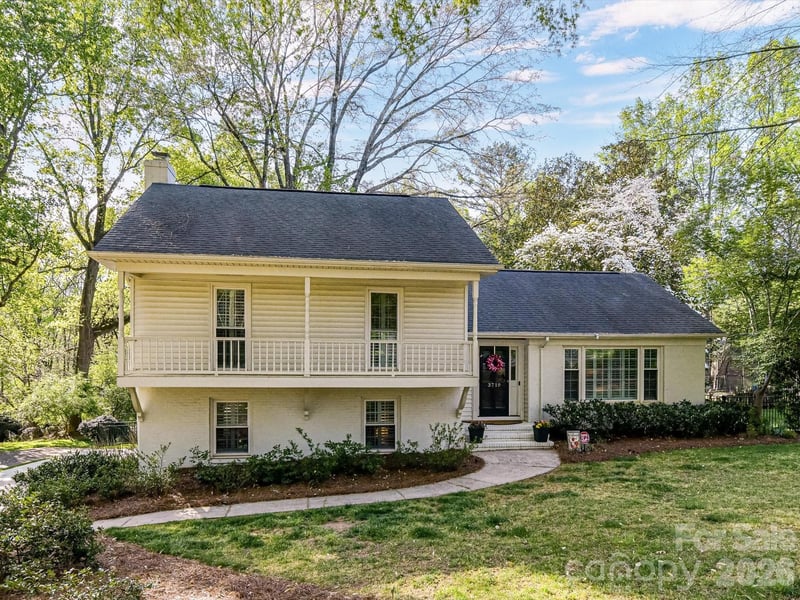 3719 Huckleberry Rd, Charlotte, NC 28210