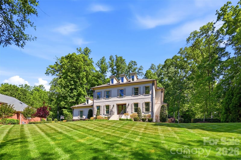 2510 Gleneagles Dr, Gastonia, NC 28056