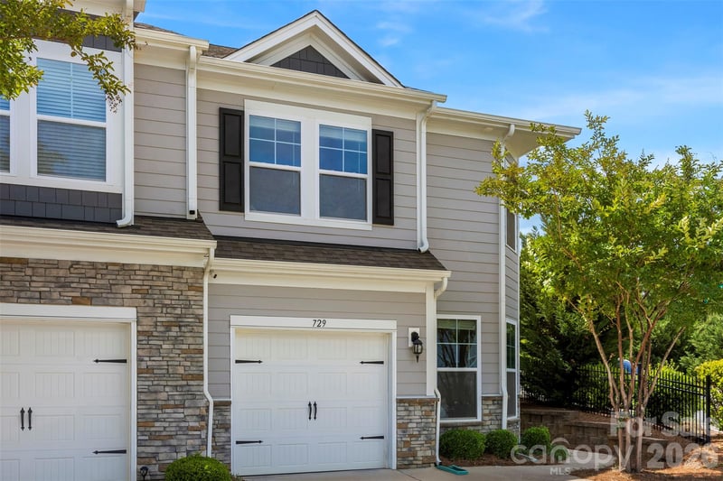 729 Little Bluestem Dr, Clover, SC 29710
