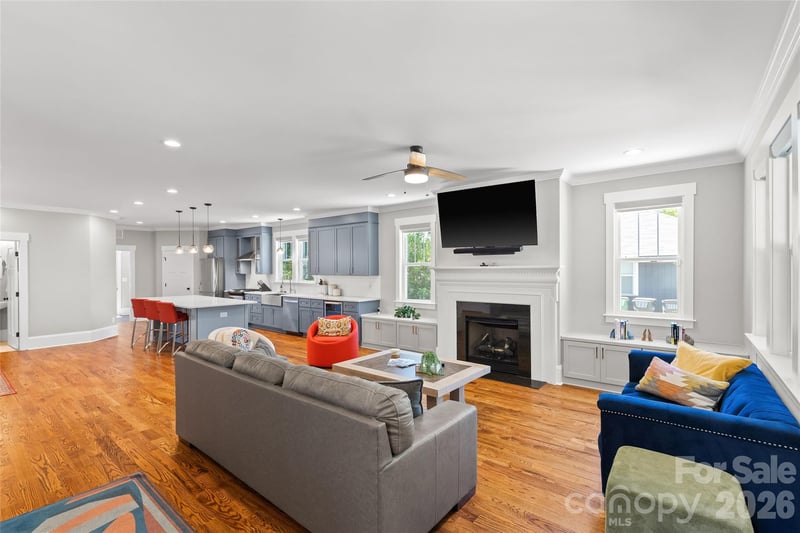 2315 Dundeen St, Charlotte, NC 28216