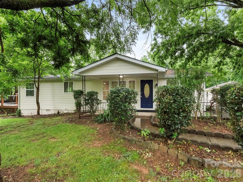 1016 Underwood Rd, Matthews, NC 28104