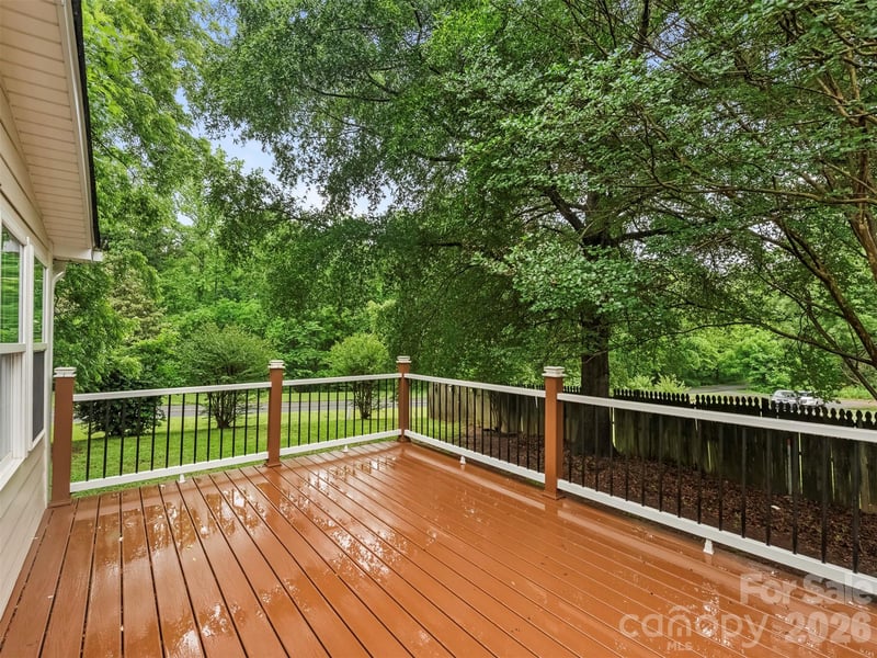 1016 Underwood Rd, Matthews, NC 28104