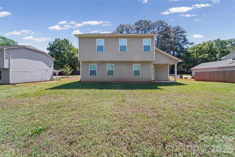 929 Grace St, Kings Mountain, NC 28086