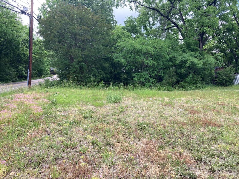 610 Yadkin Ave, Spencer, NC 28159