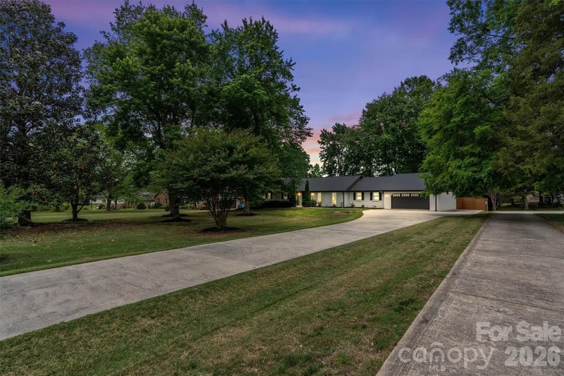 6021 Morris Farm Ln, Mint Hill, NC 28227