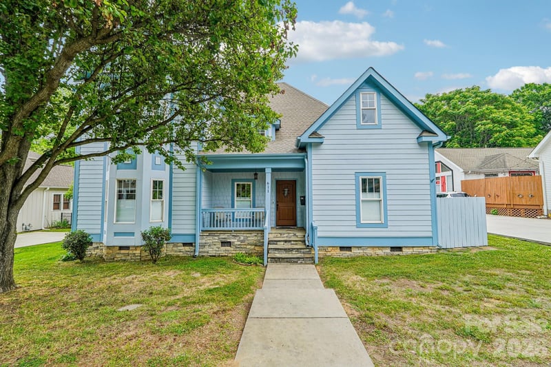 611 37th St, Charlotte, NC 28205