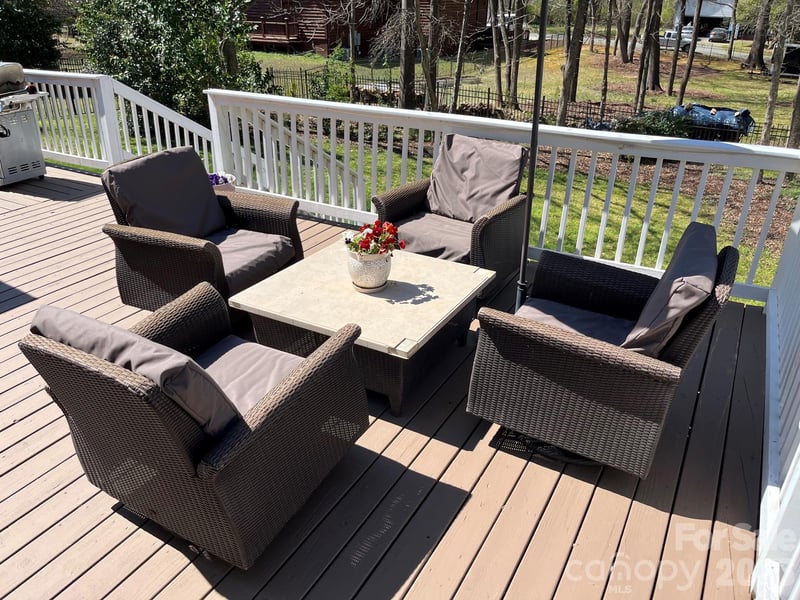 201 Main St, Matthews, NC 28105