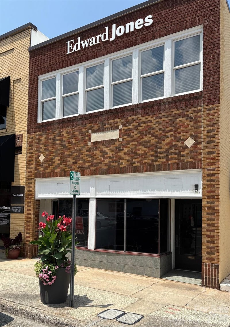 107 Jefferson St #102, Monroe, NC 28112