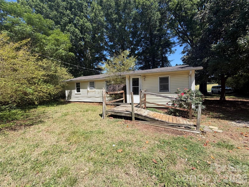 411 Pennigar Rd, Monroe, NC 28110