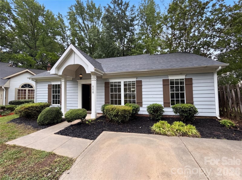 4808 Pennant Pl, Charlotte, NC 28212