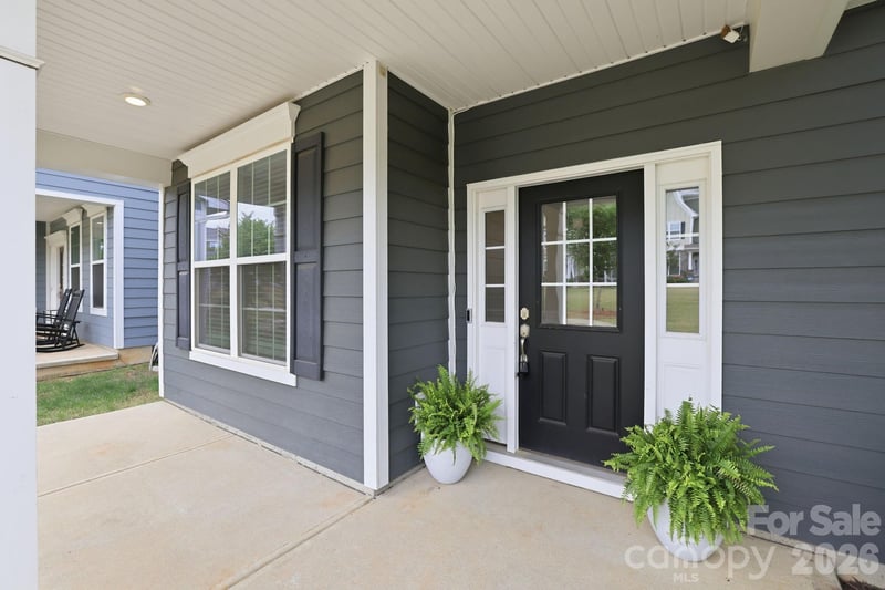 8123 Cornhill Ave, Charlotte, NC 28277