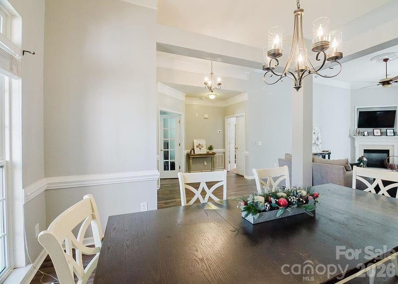 574 Surry Trace Cir, Concord, NC 28027