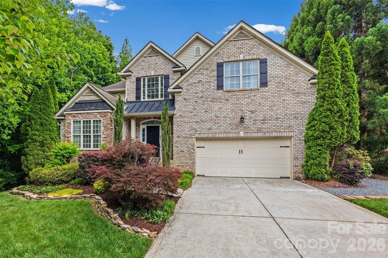 2019 Windrow Wood Ct, Matthews, NC 28105