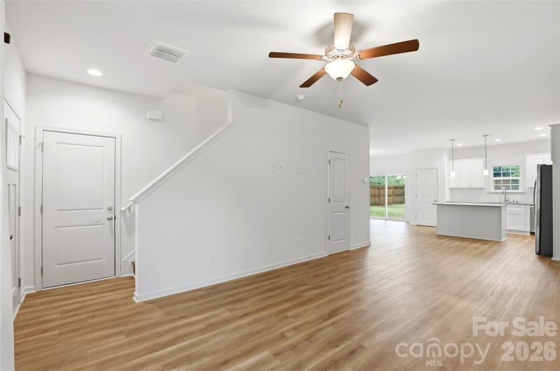 443 Dawn Cir, Charlotte, NC 28213