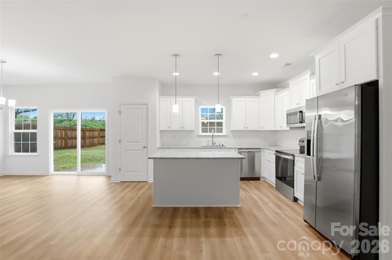 443 Dawn Cir, Charlotte, NC 28213