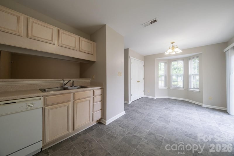 6627 Nevin Glen Dr, Charlotte, NC 28269