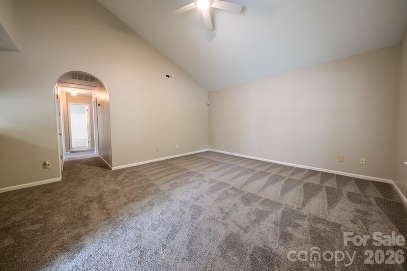 6627 Nevin Glen Dr, Charlotte, NC 28269