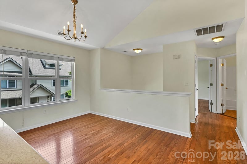 85 Rotunda Cir, Asheville, NC 28806