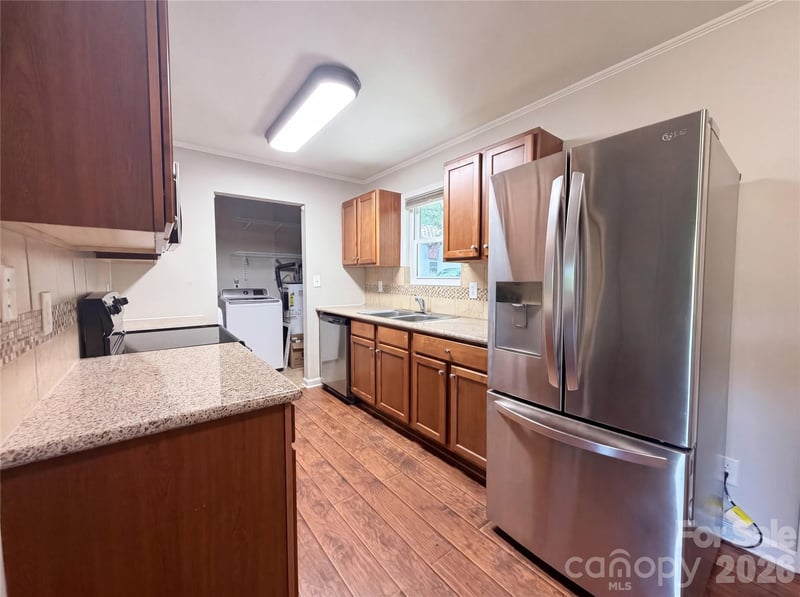 186 Jasmine Cir, Troutman, NC 28166