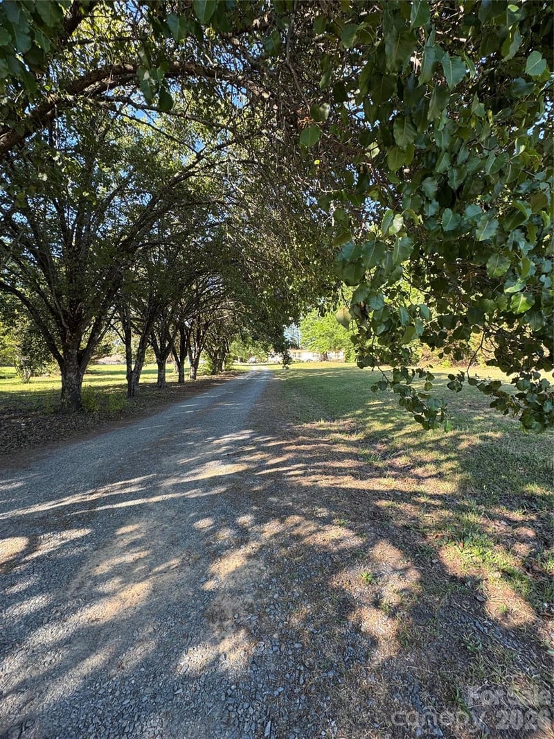 3227 Pleasant Plains Rd, Matthews, NC 28105