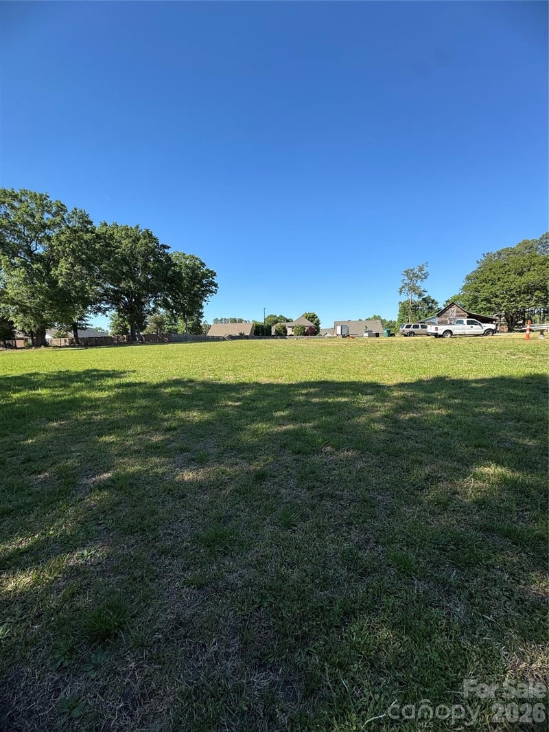 3227 Pleasant Plains Rd, Matthews, NC 28105