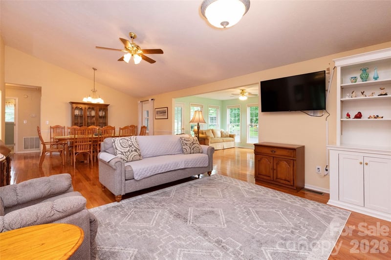 45 Presbyterian Church Rd, Mills River, NC 28759