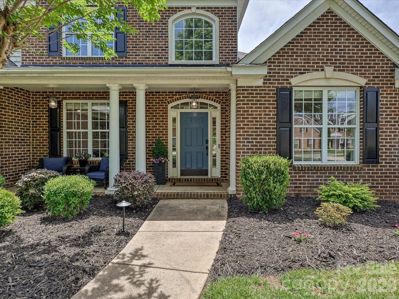8001 Avanti Dr, Waxhaw, NC 28173