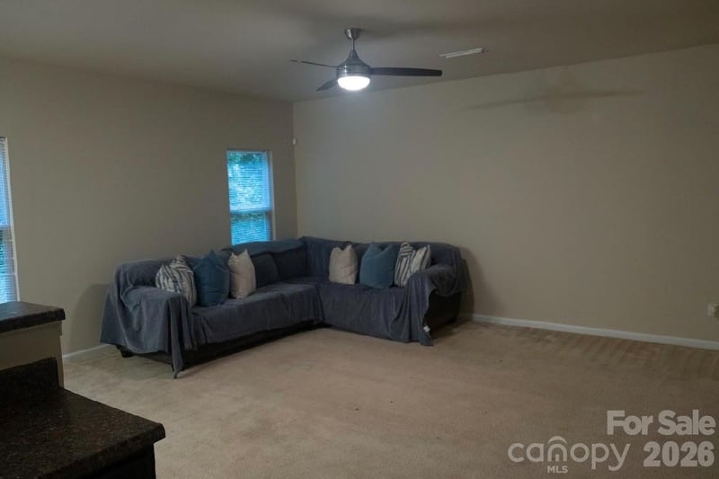 5942 Timbertop Ln, Charlotte, NC 28215