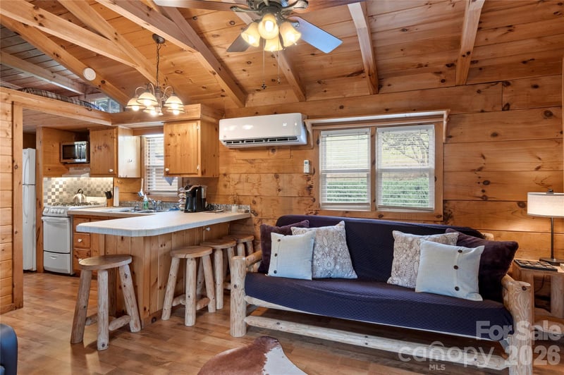 489 Buttons Ln #11, Sparta, NC 28675