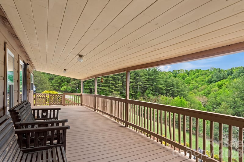 489 Buttons Ln #11, Sparta, NC 28675