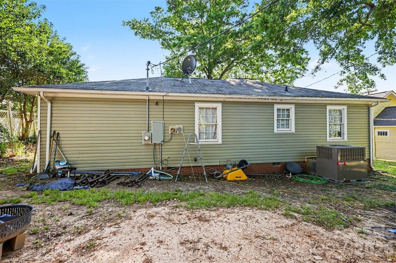 303 White St, Lancaster, SC 29720