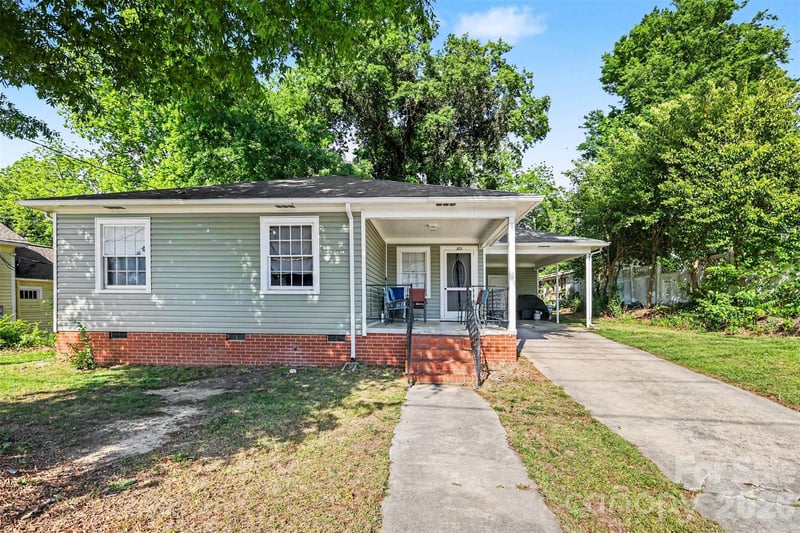 303 White St, Lancaster, SC 29720