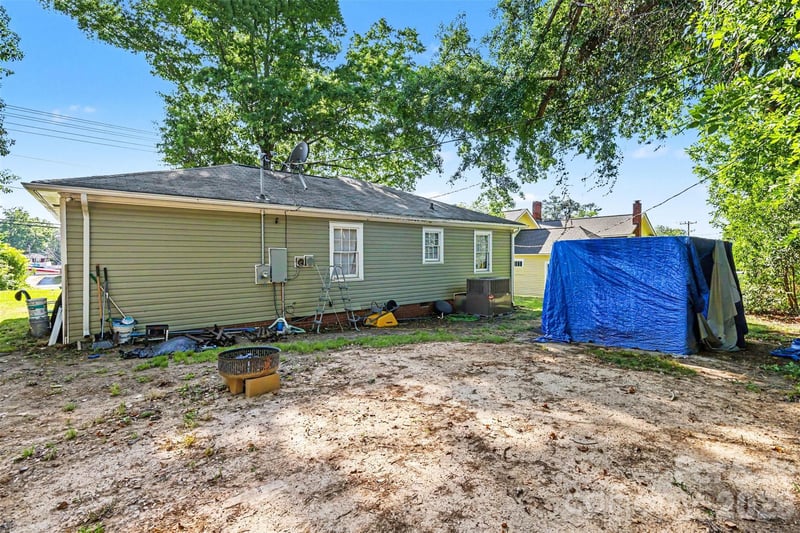 303 White St, Lancaster, SC 29720