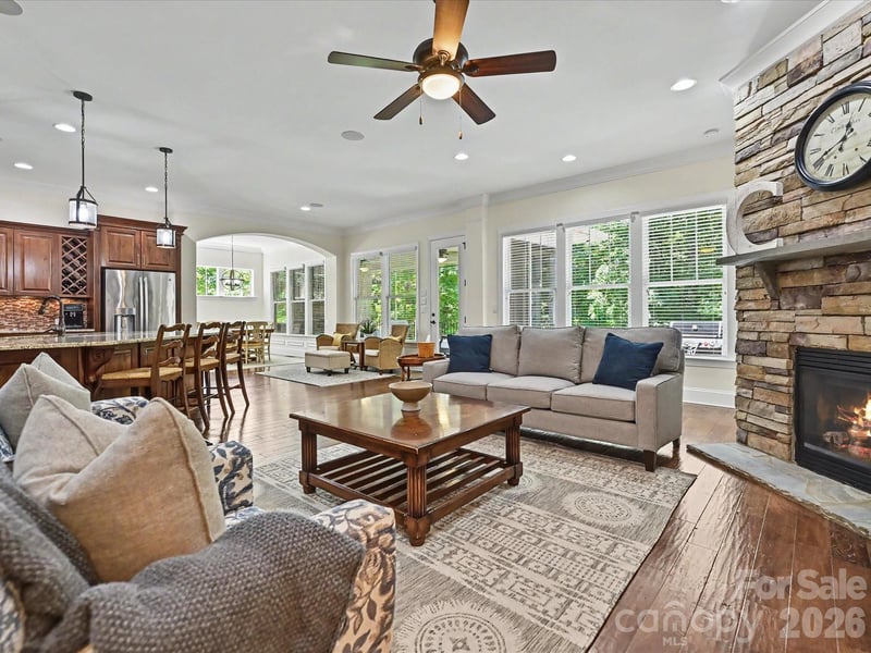 1044 Wessington Manor Ln, Fort Mill, SC 29715