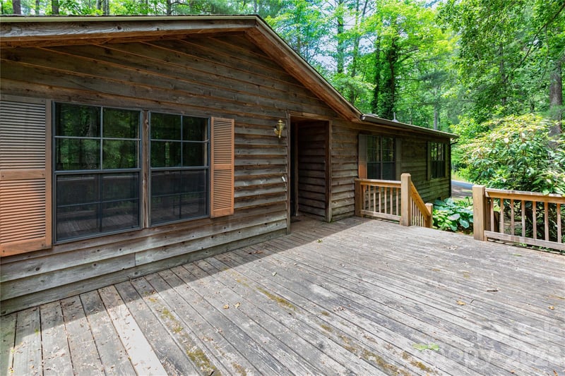 1010 Sharon Ridge Rd, Fairview, NC 28730