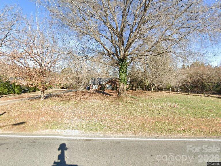 13909 Thompson Rd, Mint Hill, NC 28227
