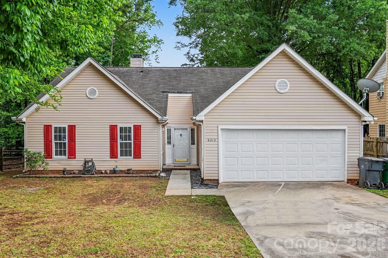 6312 Trysting Rd, Charlotte, NC 28227