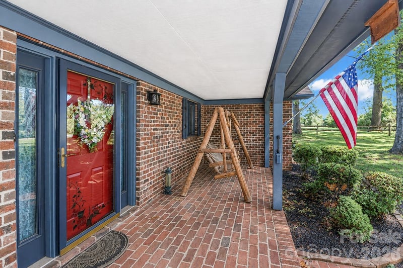 156 Monte Vista Rd, Statesville, NC 28625
