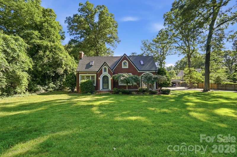1624 New Hope Rd, Gastonia, NC 28054