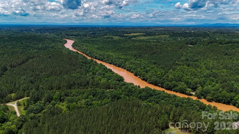 106 River View Dr #4, Mooresboro, NC 28114