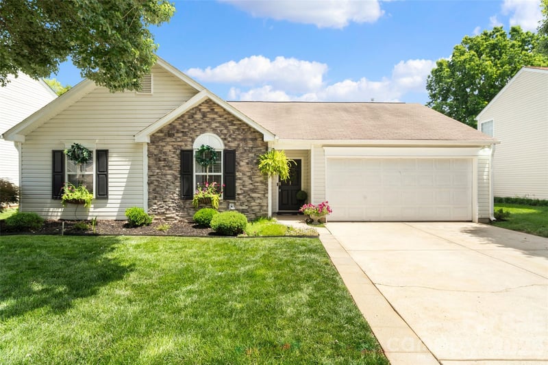 3917 Laurel View Cir, Indian Trail, NC 28079
