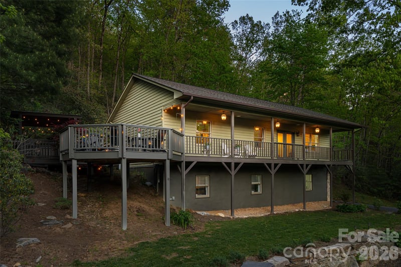 2159 North Fork Right Fork Rd, Black Mountain, NC 28711