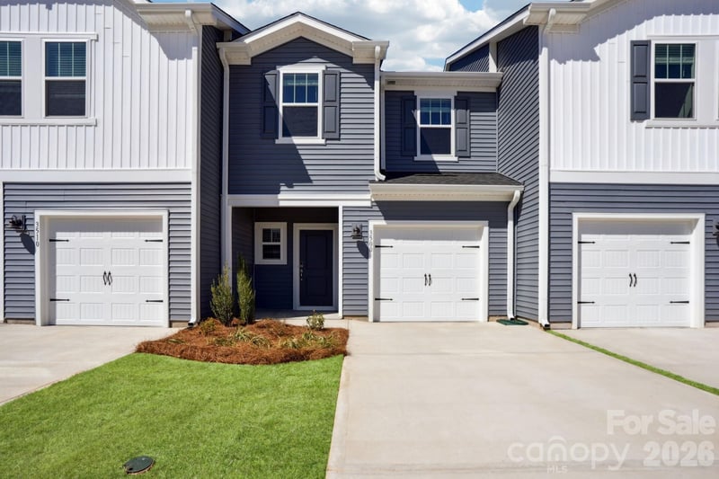 9044 Foggy Brook Loop, Charlotte, NC 28216