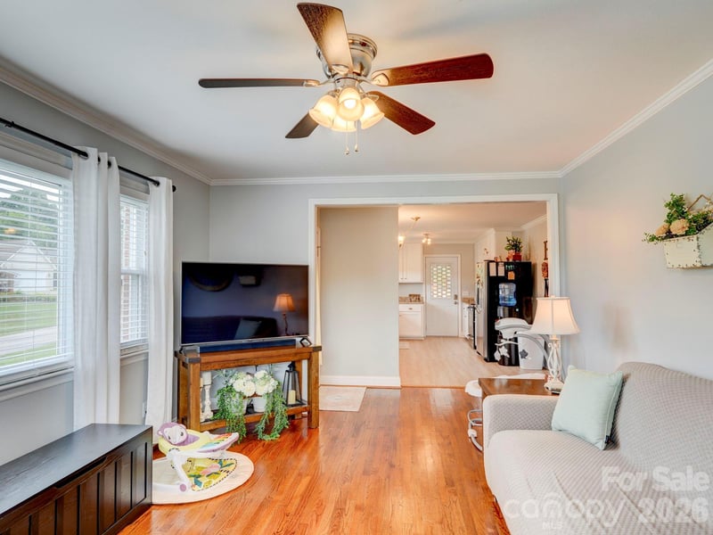 117 Piedmont Dr, Kannapolis, NC 28081